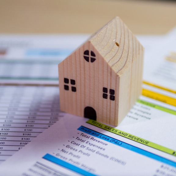 market trends for real estate agent 2025