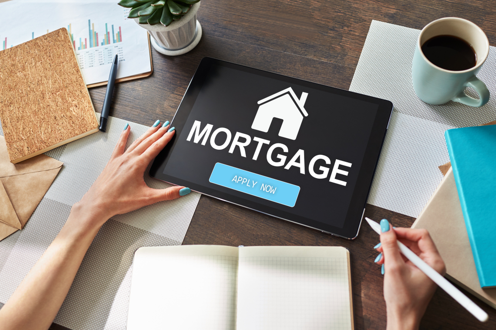 Considering a career in the California mortgage loan industry Read this!