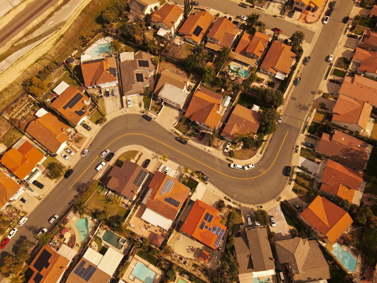Becoming a licensed real estate agent in California